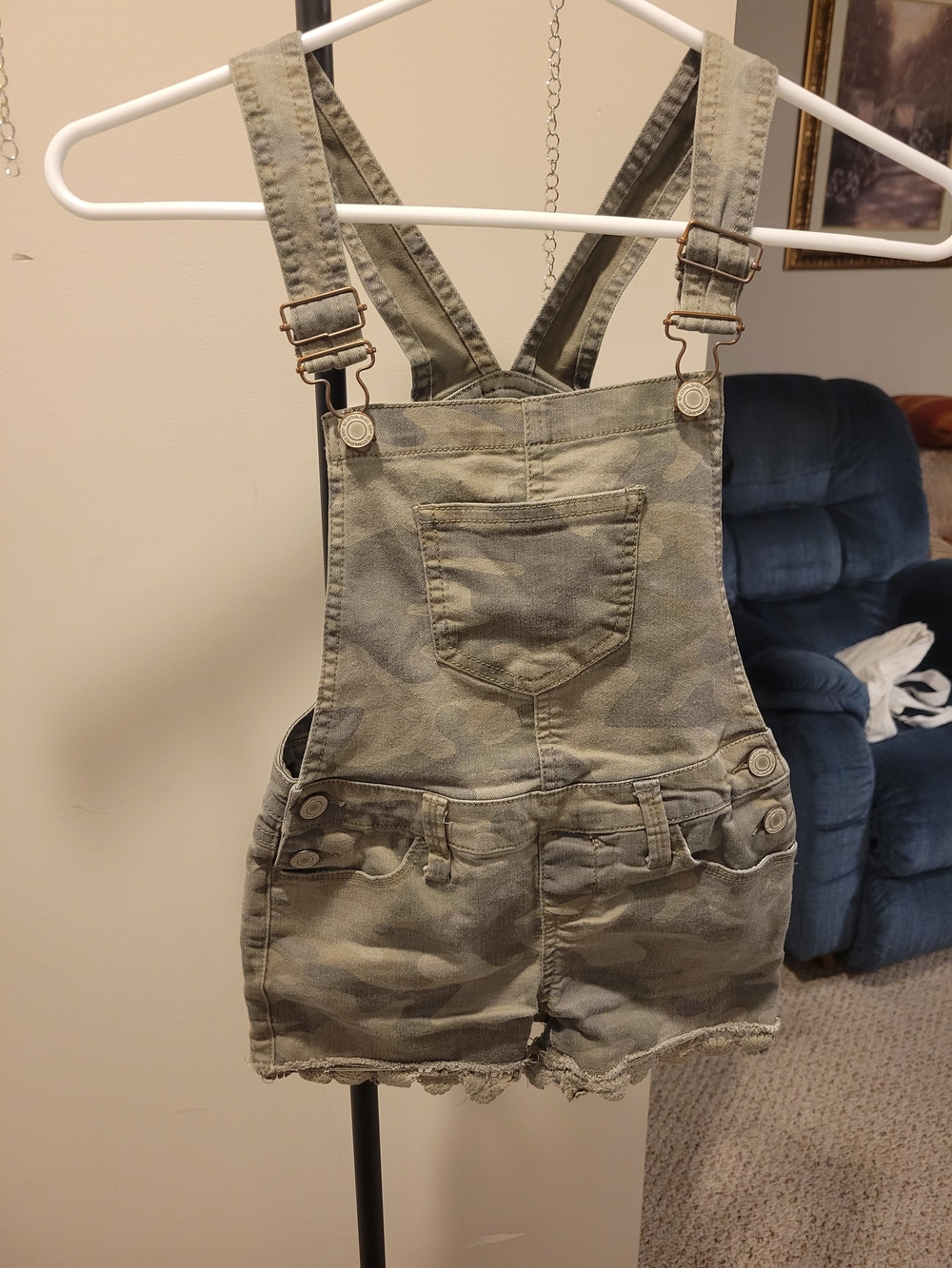 SO Camo Short Overalls in Olive Green - Picture 2 of 5